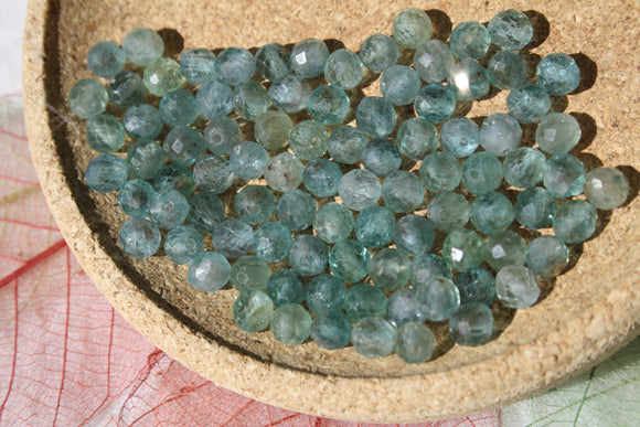 APATITE Claire perles facettes 4 mm