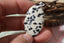 Pendentif en JASPE DALMATIEN